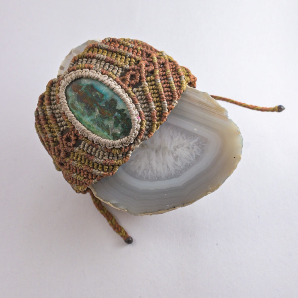 Brazalete simetrico