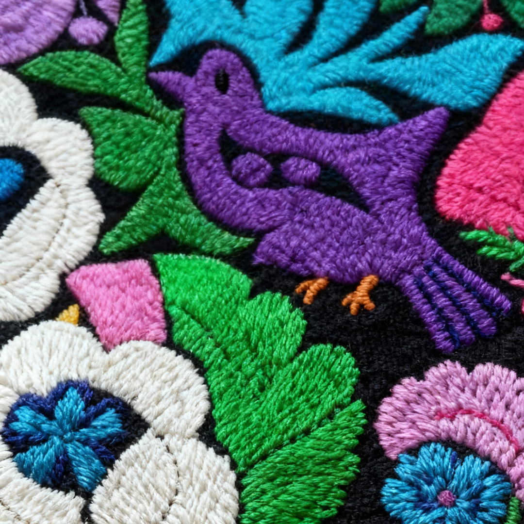Tu blusa lista para bordar con diseño oaxaqueño