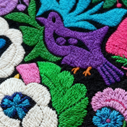 Tu blusa lista para bordar con diseño oaxaqueño